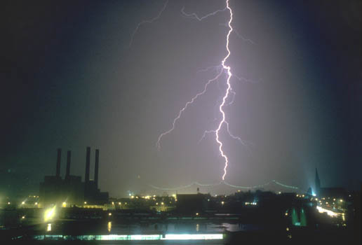 Greg Geffner, Queensburo Bridge Lightning Tree. May 1991. 11:31 PM.